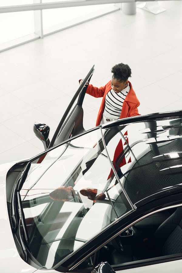 The Ultimate Guide to Buying a Reliable Second Hand Car: Expert Tips and Tricks