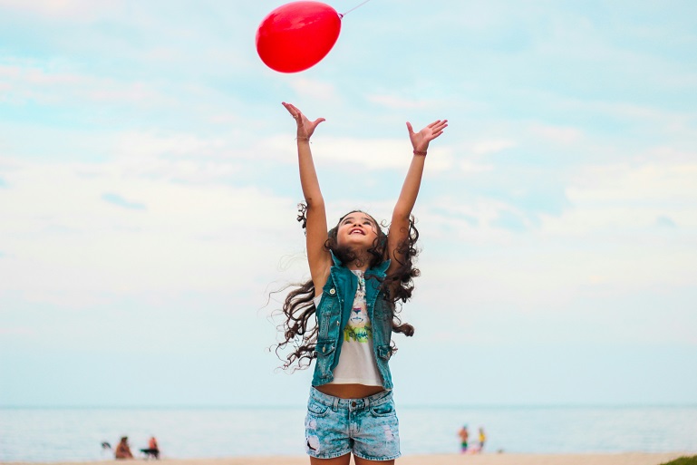 Five Summer Activities to Try With Your Child This Year